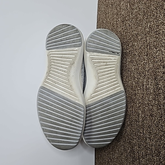 Allbirds Gray Wool Runner Mizzles Shoes Sneakers Women's Sz 10 - Picture 4 of 7